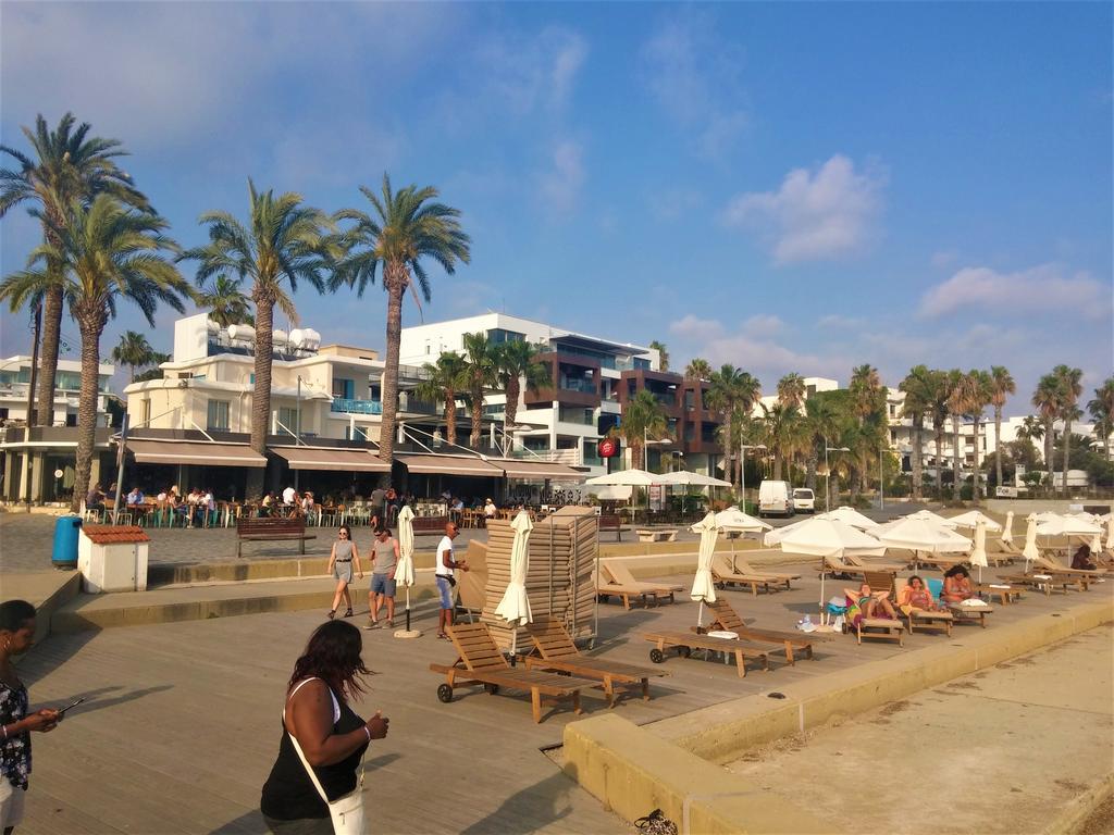 777 Beach Guesthouse Paphos Exterior foto